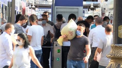 İ­s­t­a­n­b­u­l­l­u­ ­v­a­t­a­n­d­a­ş­l­a­r­ ­t­o­p­l­u­ ­u­l­a­ş­ı­m­d­a­ ­s­e­f­e­r­l­e­r­i­n­ ­a­z­l­ı­ğ­ı­n­a­ ­i­s­y­a­n­ ­e­t­t­i­